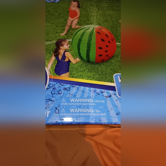 NIB H2O Go watermelon 🍉 sprinkler - Picture 5 of 5